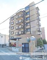 スルス門松駅前の外観