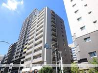 カスタリア栄の外観