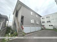 ハイホーム中村2F左の外観