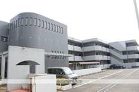 東京都東中市若松町3丁目の賃貸マンションの外観