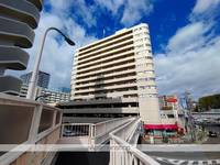 スカイコート上杉の外観