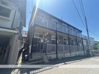 レオパレスフォレスタの外観