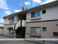 ロイヤルうらべ A棟102の外観
