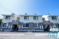 グリーンパーク新井 A棟の外観