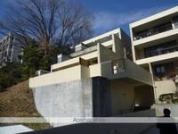 ライオンズマンション虹ケ丘 E棟の外観