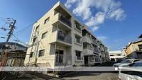 吉本マンション101の外観