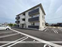 香川県高松市上天神町の賃貸アパートの外観