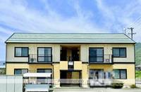 長野県千曲市大字戸倉の賃貸アパートの外観