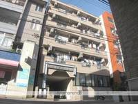 カドタパレスの外観