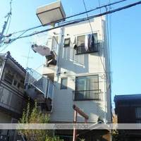 岩井マンション202の外観