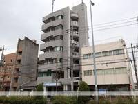 セラヴィ杁中の外観