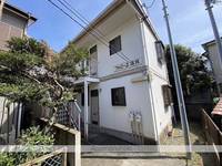 ファミーユ清宮の外観