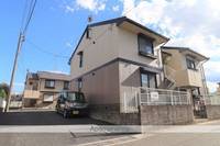 埼玉県吉川市平沼1丁目の賃貸アパートの外観