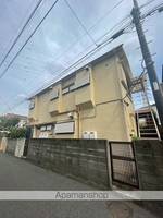 和泉荘203の外観
