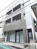 東京都世田谷区松原5丁目の賃貸マンションの外観