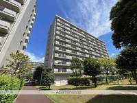 新松戸西パークハウスC棟の外観