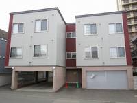 セントラル西岡305の外観