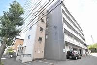 イーストウォールの外観