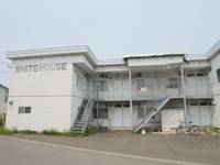 WHITE HOUSEの外観
