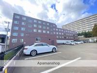 メゾンドルチェ十八番館103の外観