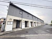 レオパレスピアチェーレの外観