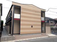 レオパレスフローラの外観