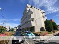 エマーユ東川口の外観