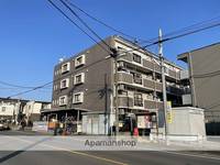 ロイヤルプラザの外観