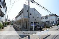 シュロス岸町の外観