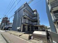 レオパレスフジニューコートの外観