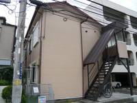 イーストワンの外観