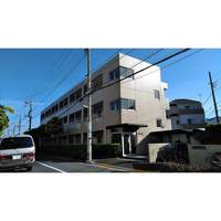 クレセントパレスの外観