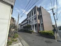 レオパレスサントーヨーの外観