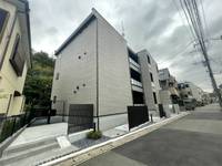 リブリ・ジョイフル諏訪の外観