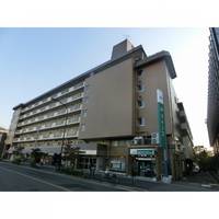 東京都調布市国領町4丁目の賃貸マンションの外観