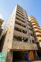 神奈川県横浜市西区楠町の賃貸マンションの外観