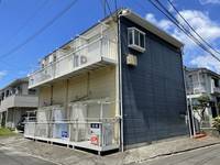 神奈川県横浜市磯子区森3丁目の賃貸アパートの外観
