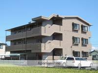 静岡県富士市川成島の賃貸マンションの外観