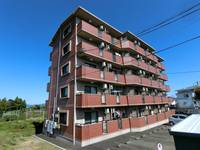 ARTERIOR HILLS EASTの外観