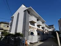 フローラ泉町Aの外観