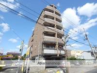 京都府京都市右京区西京極南大入町の賃貸マンションの外観