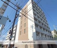 グランドパレス西院 東棟の外観