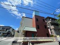 ジラーフ苦楽園の外観