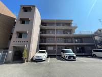 第一ハイツシャトーの外観