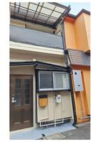 大阪府四條畷市江瀬美町の賃貸テラスハウスの外観
