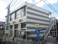 レオパレスルミエールの外観