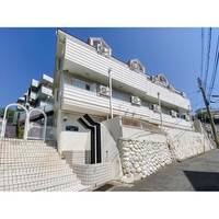 カサブランカ鈴蘭台の外観