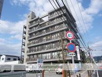 イーストビルの外観