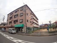 大阪府門真市岸和田4丁目の賃貸マンションの外観