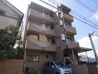シャルマンフジ北花田405の外観